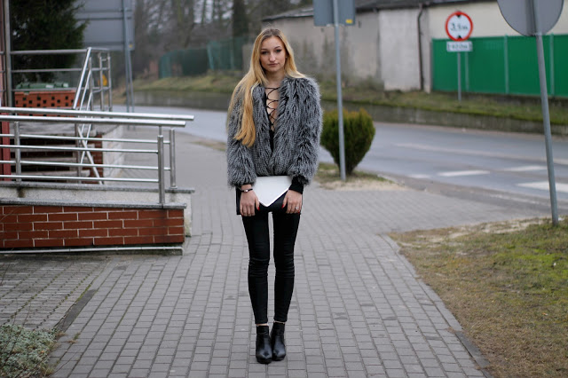 Long Sleeve lace up blouse ALL BLACK Outfit!